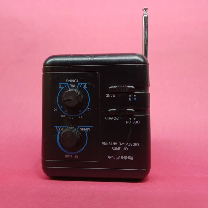 آمپلیفایر رادیو شیک RADIO SHACK AMPLIFIED SHORTWAWE ANTENNA..