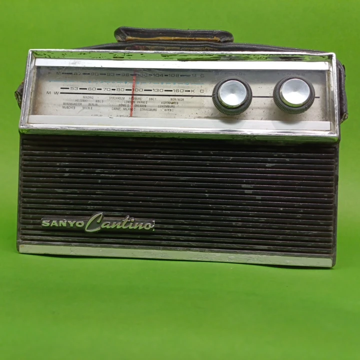رادیو دو موج سانیو کانتینو SANYO CANTINO RADIO 10F-821N