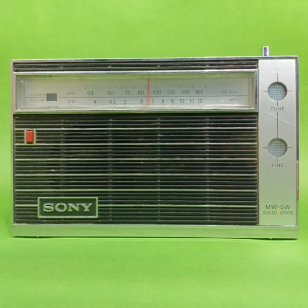 رادیو دو موج سونی SONY SOLID STATE RADIO TR-841