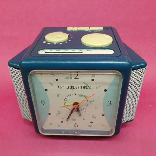 رادیو ساعت اینتر نشنال INTERNATIONAL RADIO CLOCK ..