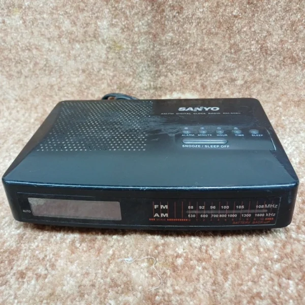 رادیو ساعت سانیو SANYO RADIO CLOCK RM-5080.